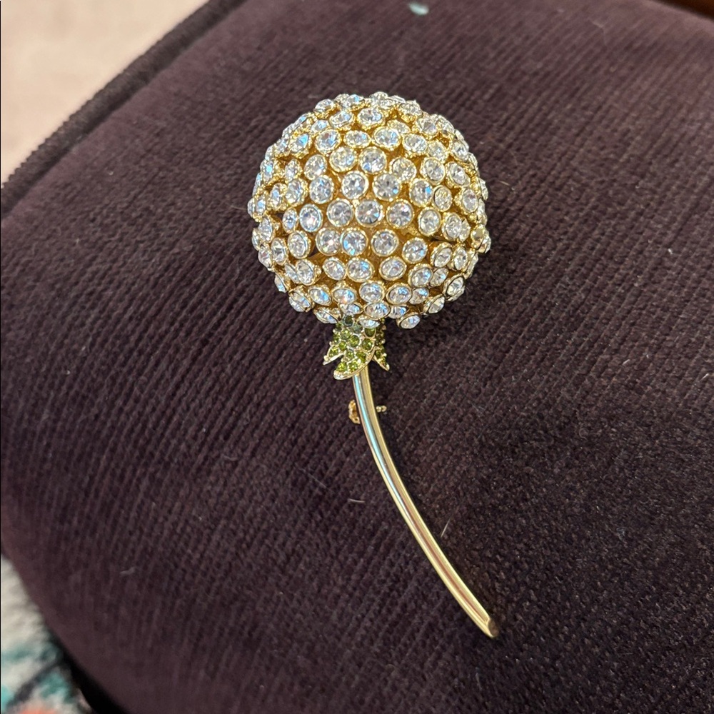 Vintage Flower Crystal Goldtone Brooch - Picture 6 of 9